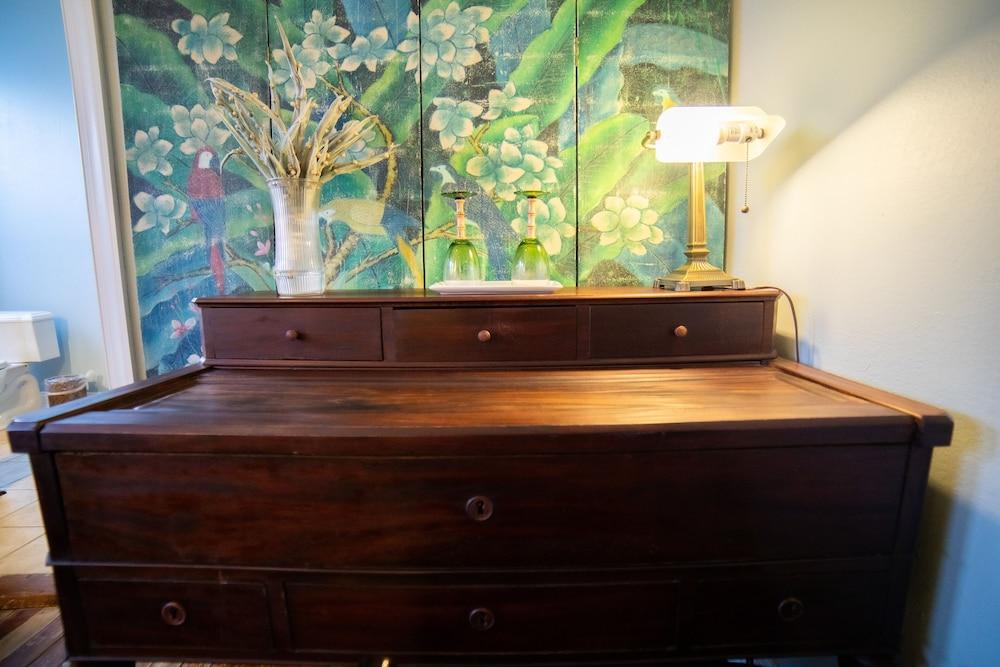 Oak Tree Hotel photo 65