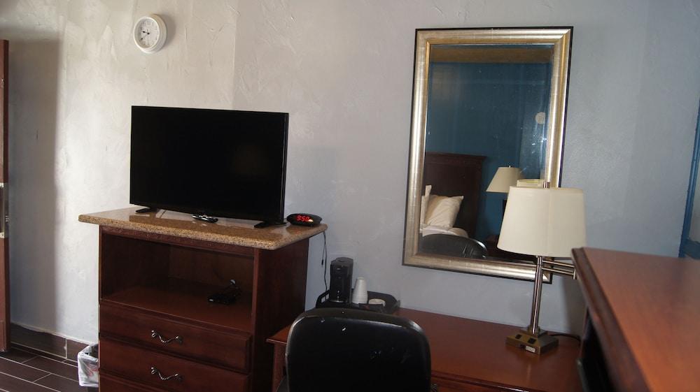 Stone Inn Motel photo 3