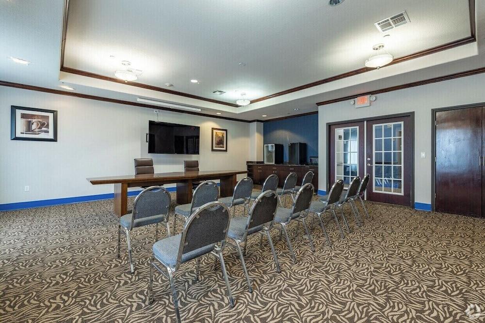 Comfort Inn & Suites Navasota photo 31