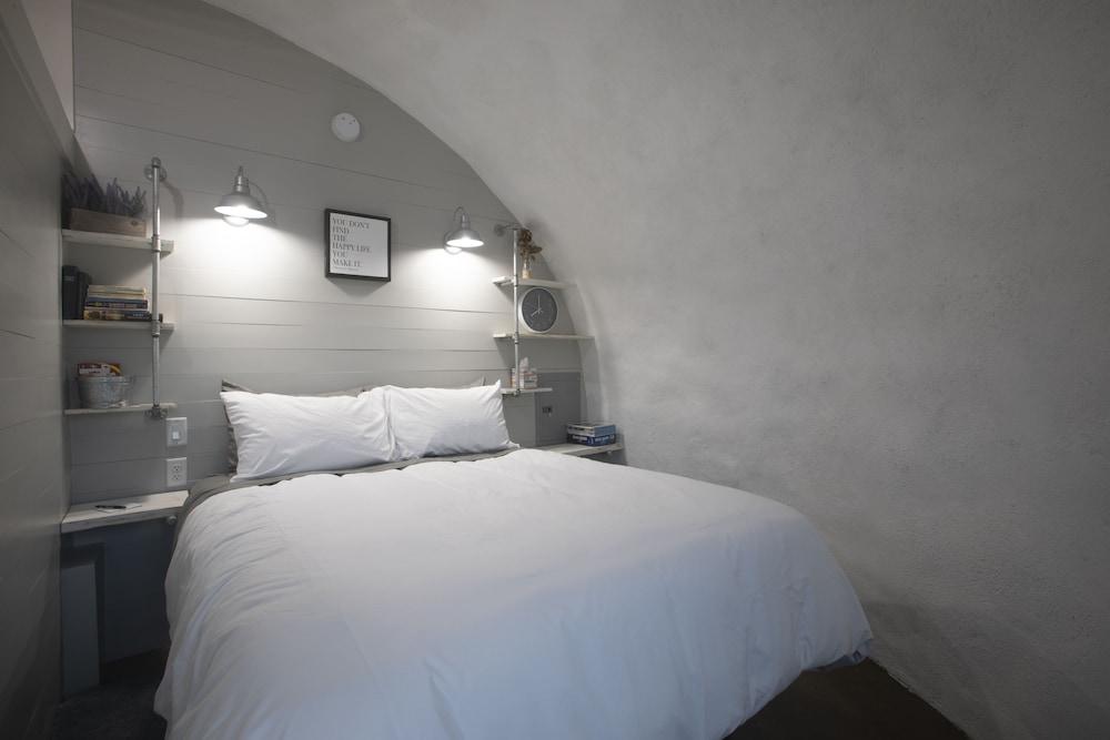 Country Dome Suites photo 2