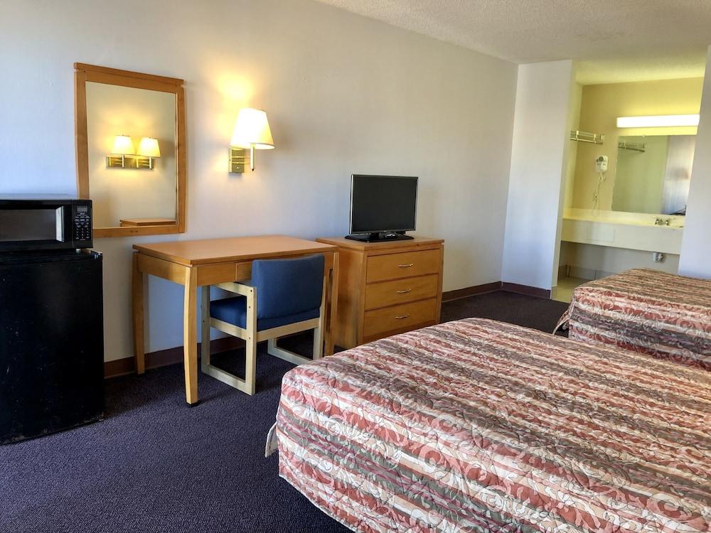 Royal Inn photo 6