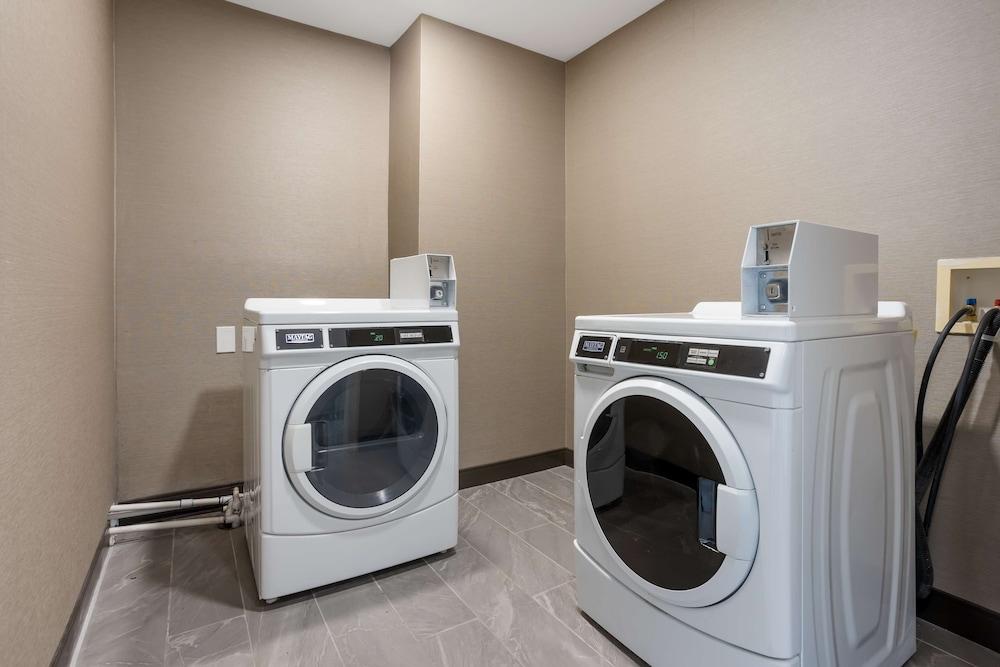 Best Western Plus Columbia Inn photo 11