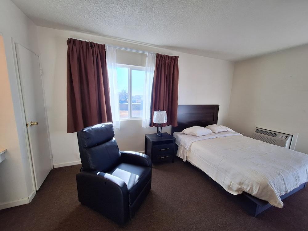 Leisure Lodge Motel photo 9