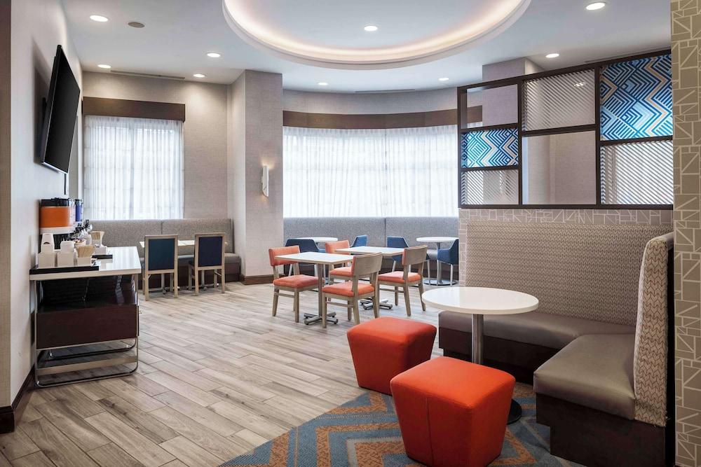 Hampton Inn Washington-Downtown-Convention Center photo 43