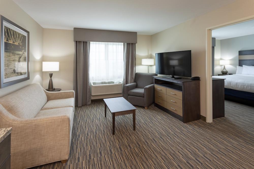 GrandStay Hotel & Suites Rock Valley photo 12