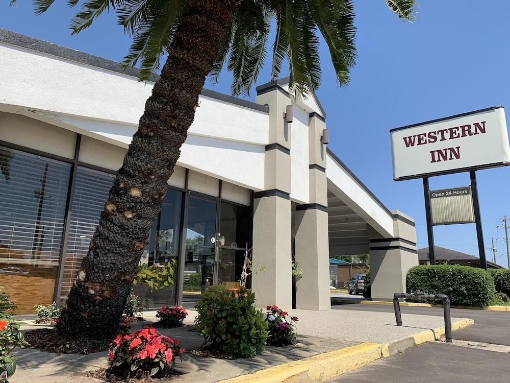 Western Inn photo 1