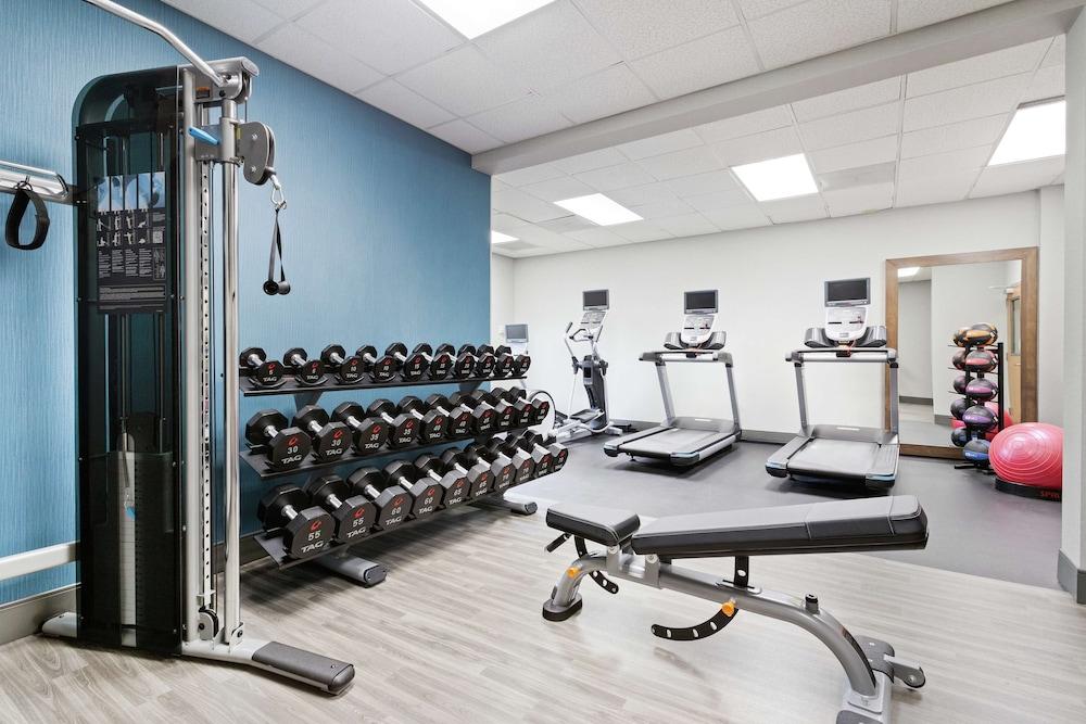 Hampton Inn & Suites Orlando Intl Dr N photo 17