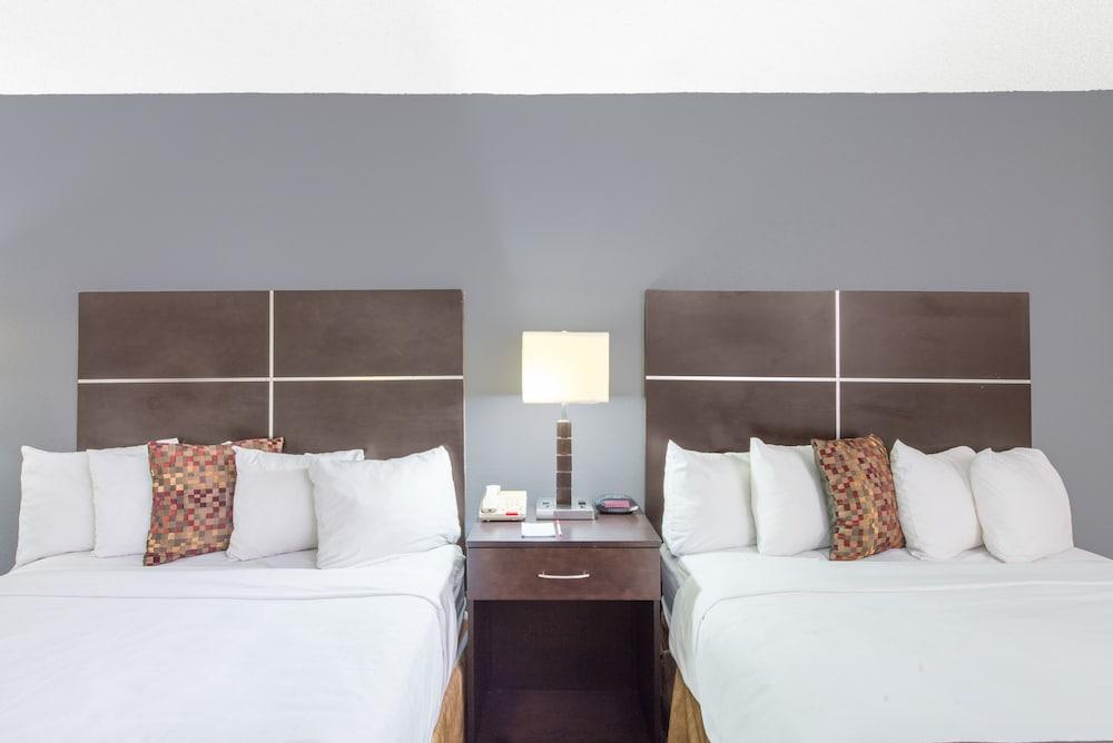 Amerstone Inn & Event Center photo 21