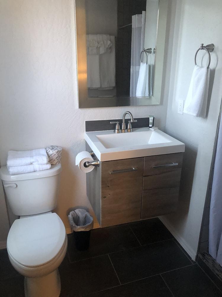 White Horse Hotel photo 7