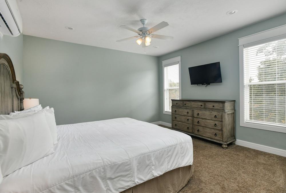 Bransons Nantucket photo 15