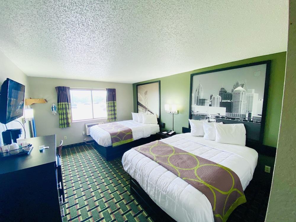 Super 8 by Wyndham Wyoming/Grand Rapids Area photo 7