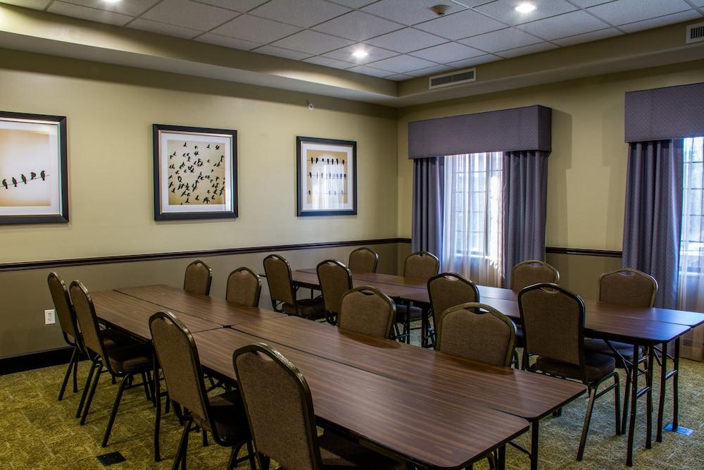 Staybridge Suites Schererville by IHG photo 10