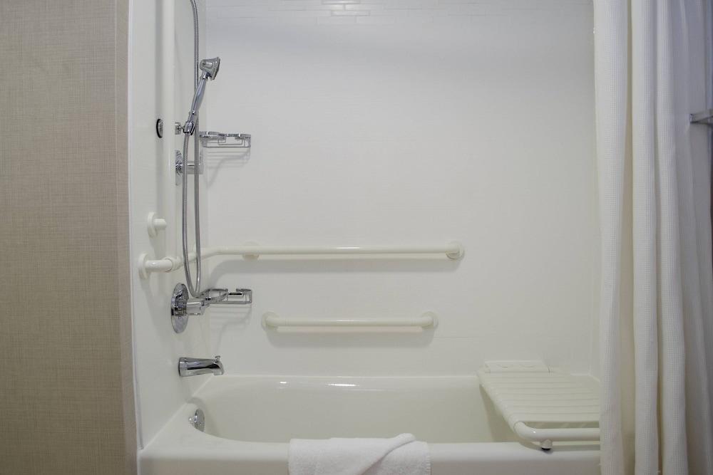 Residence Inn by Marriott Hazleton photo 31