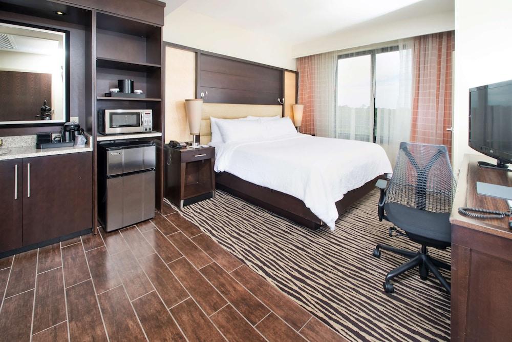 Embassy Suites by Hilton Fayetteville Fort Bragg photo 5