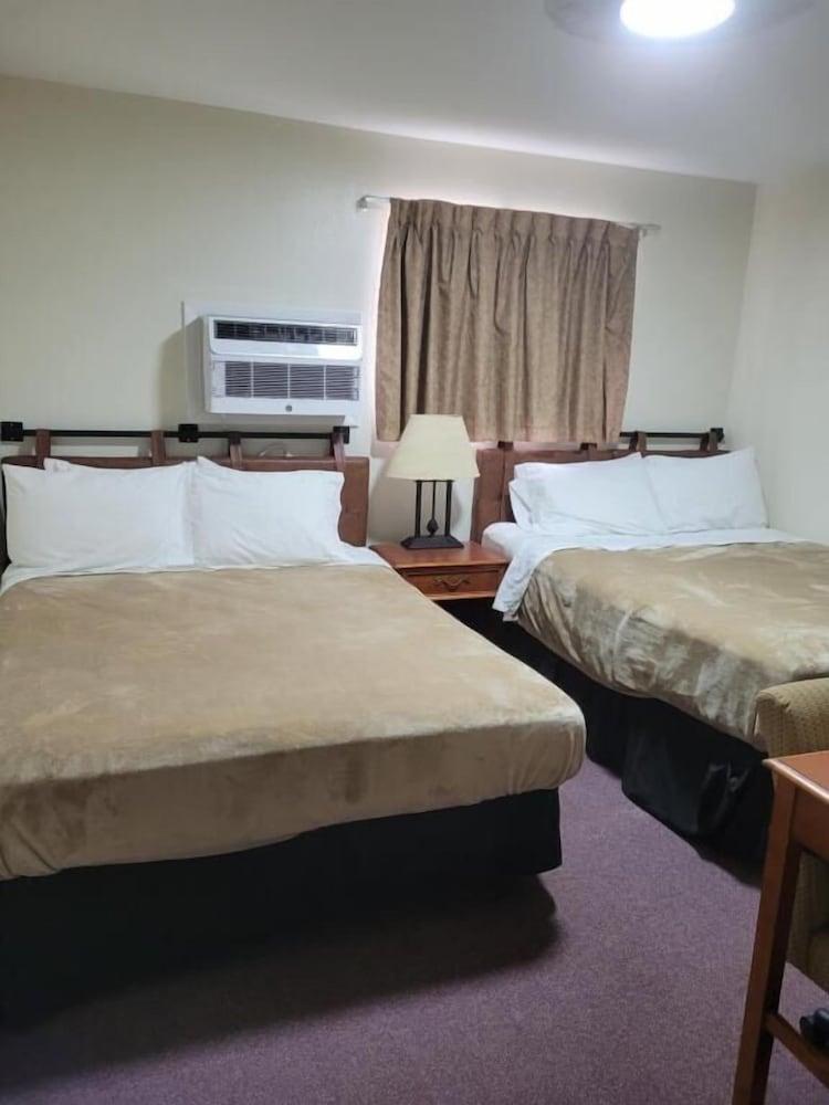 Lake Stop Resort photo 2