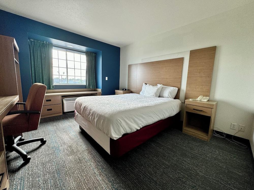 Red River Lodge photo 15