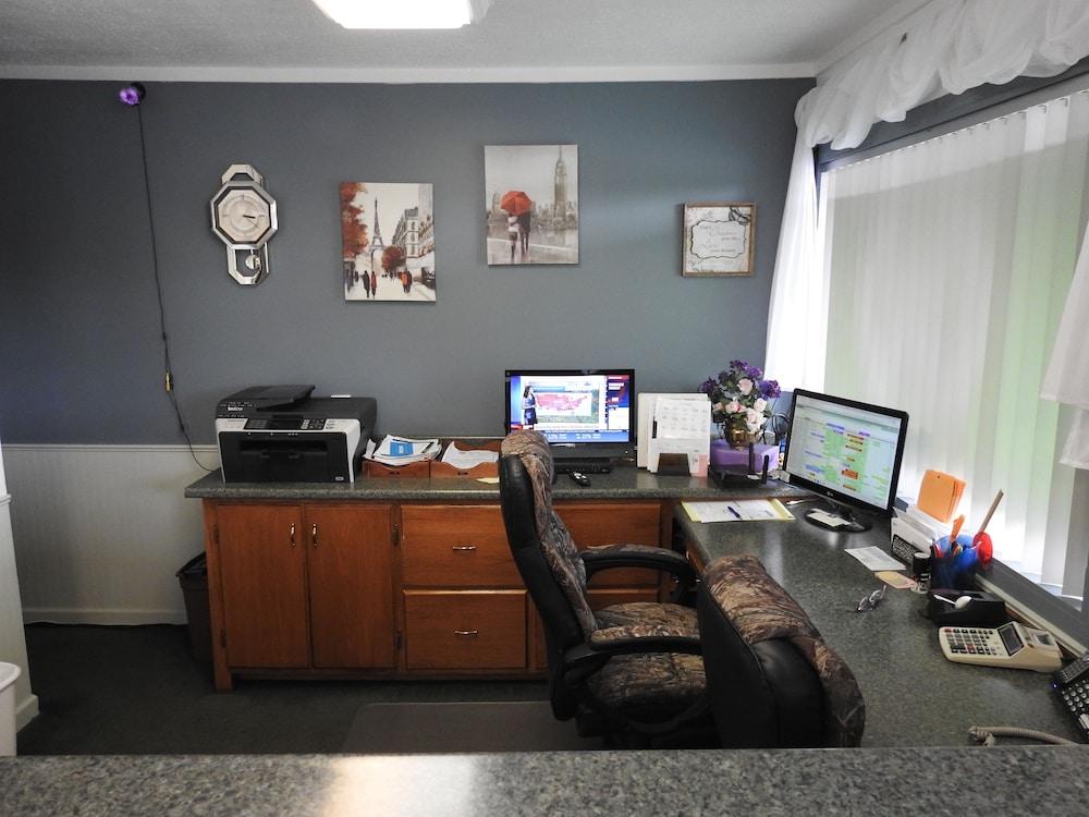 The Trails Inn photo 27