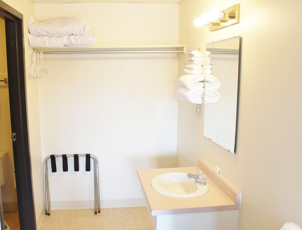 Otter Creek Inn photo 26