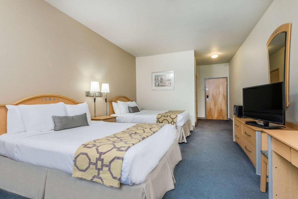 Baymont by Wyndham Noblesville photo 16