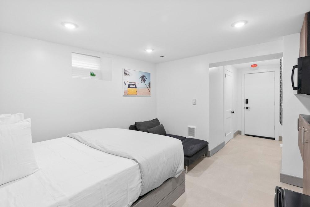 Extended Stay Comfy Suites LL photo 10