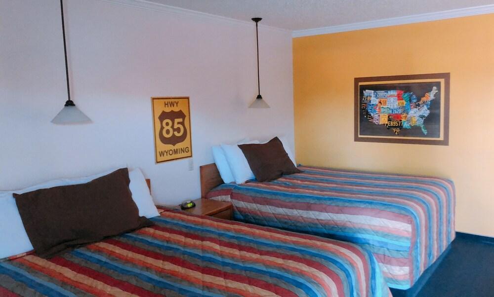 Covered Wagon Motel photo 44