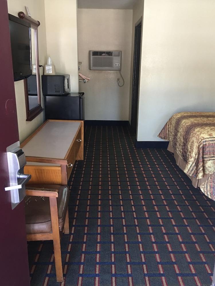 Best Value Inn Motel Sandusky photo 53