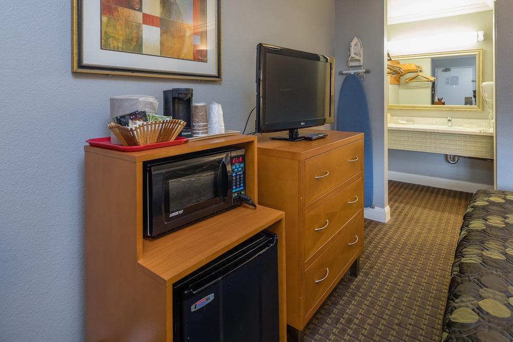 SOMA Park Inn – Civic Center photo 14
