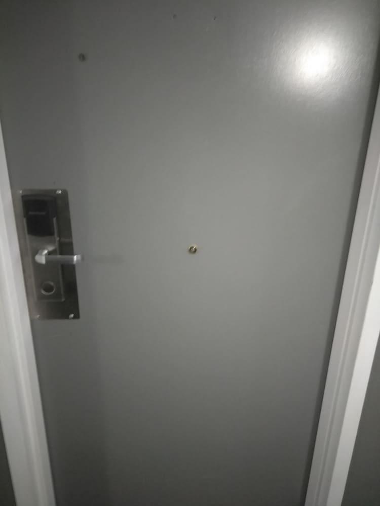 Ramada by Wyndham Henderson/Evansville photo 6