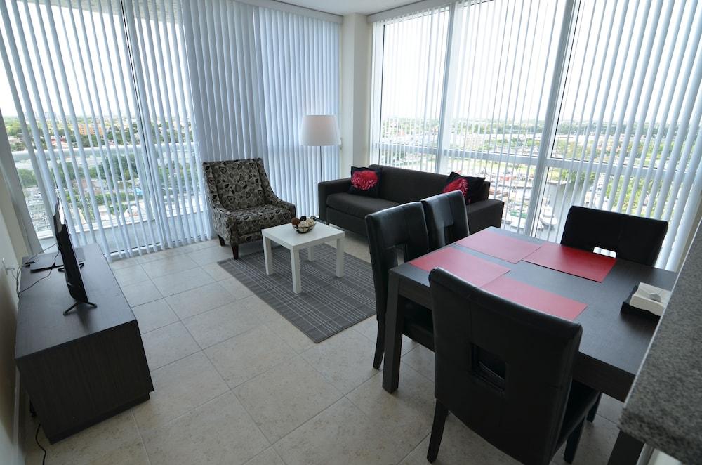 Riviera Luxury Living at River Oaks Marina and Tower photo 26