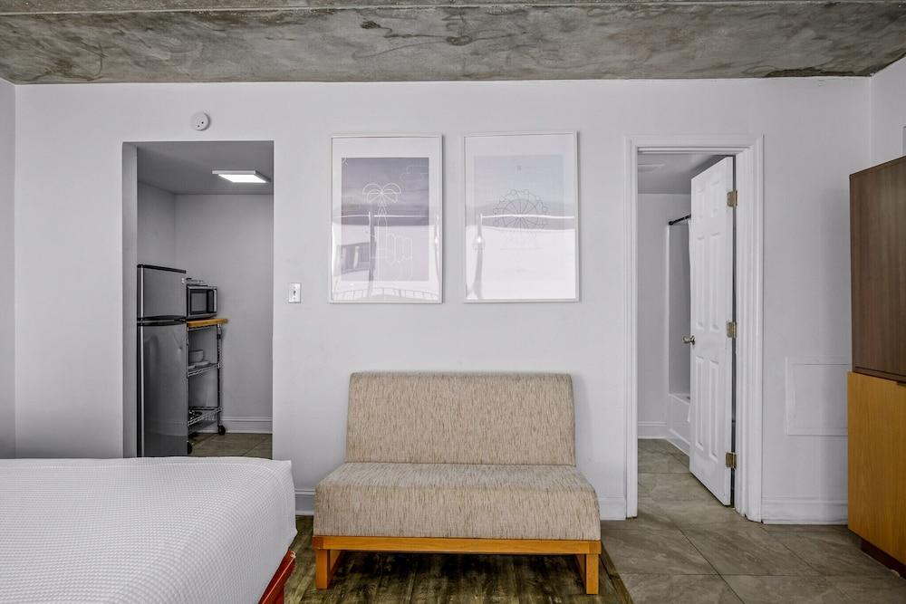 The Beverley Beach House photo 57