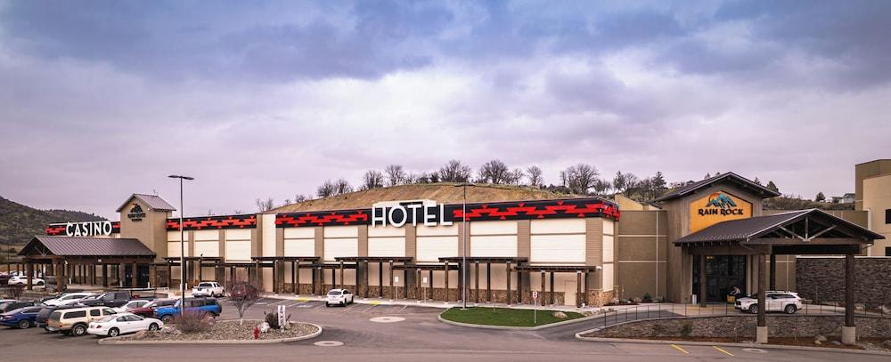 Rain Rock Casino Resort Hotel photo 32