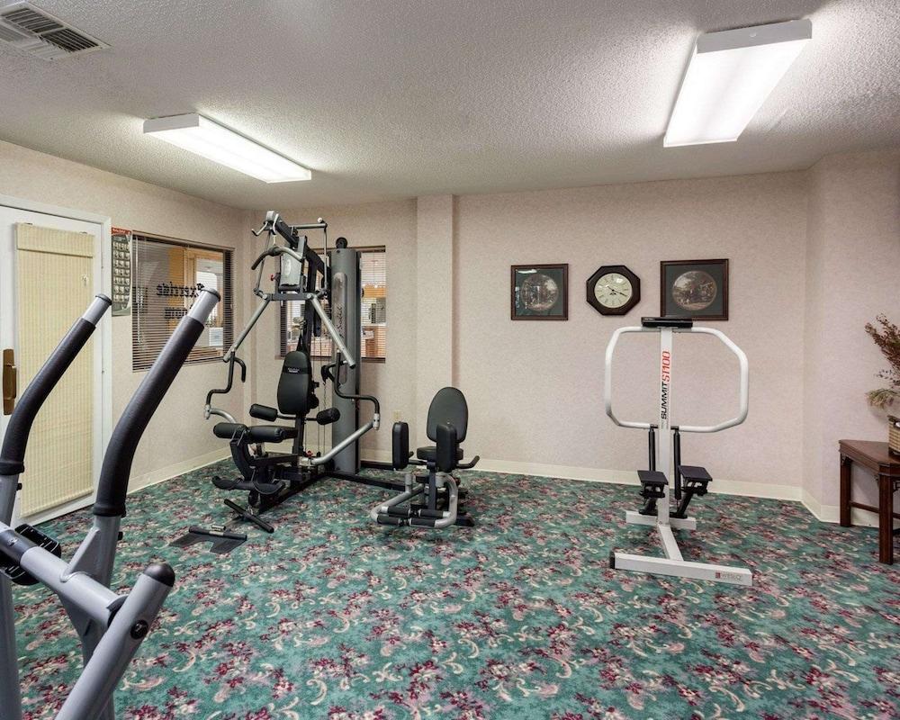 Quality Inn Robinsonville photo 17
