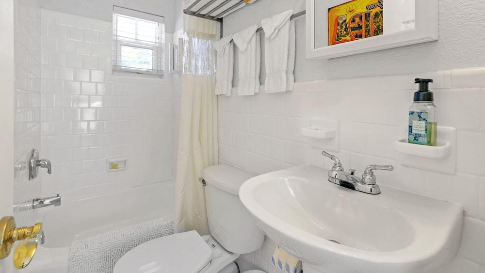 Coconut Inn photo 57
