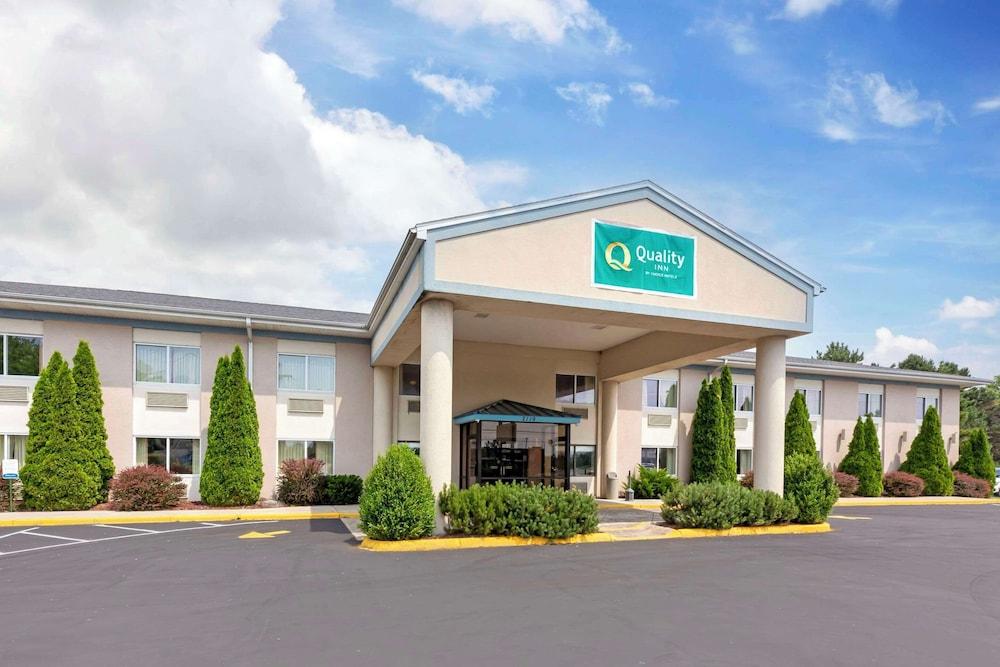 Quality Inn Huron photo 31