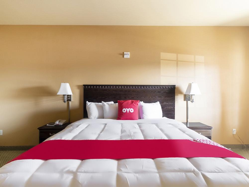 OYO Hotel Valley View TX, I-35 photo 9