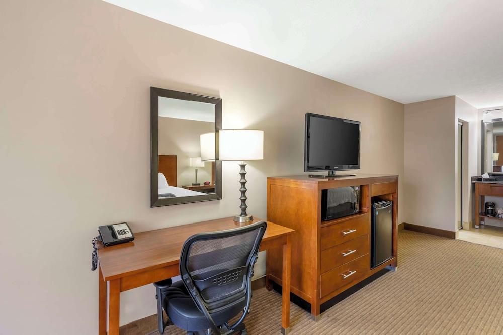 Best Western CottonTree Inn photo 11