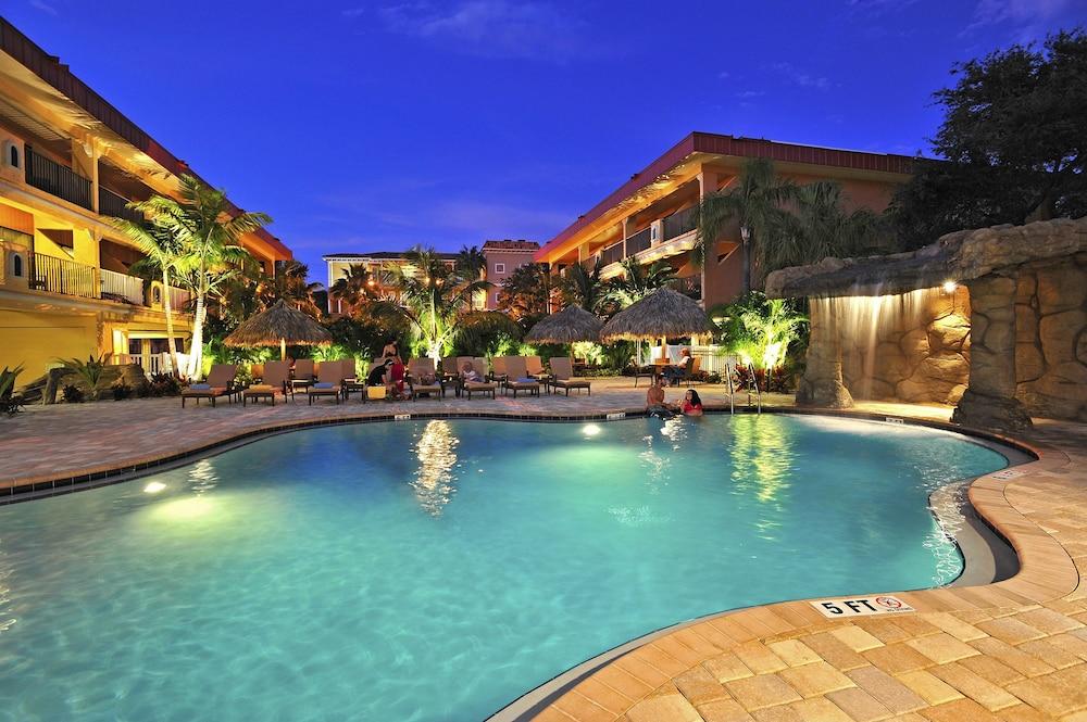 Coconut Cove All-Suite Hotel photo 30