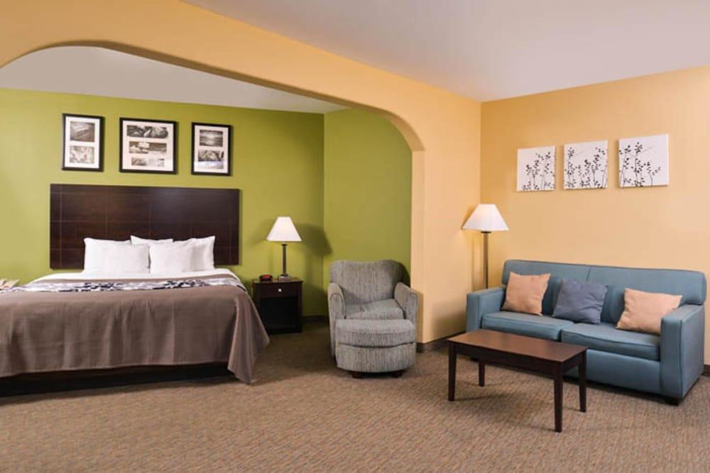 Sleep Inn & Suites Near Downtown North photo 8
