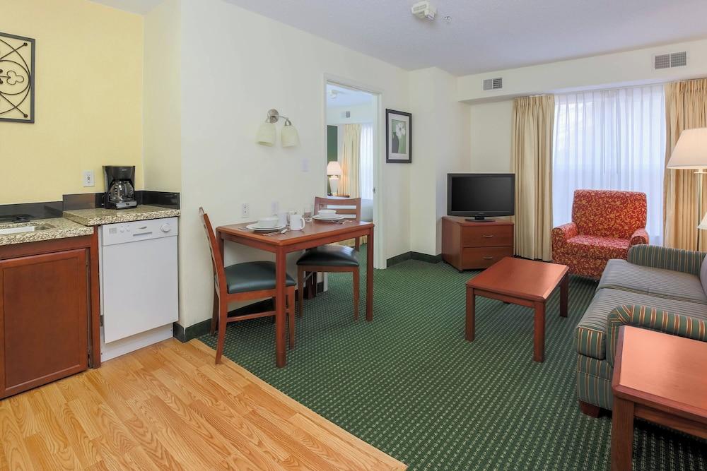 Residence Inn by Marriott Oklahoma City South photo 8