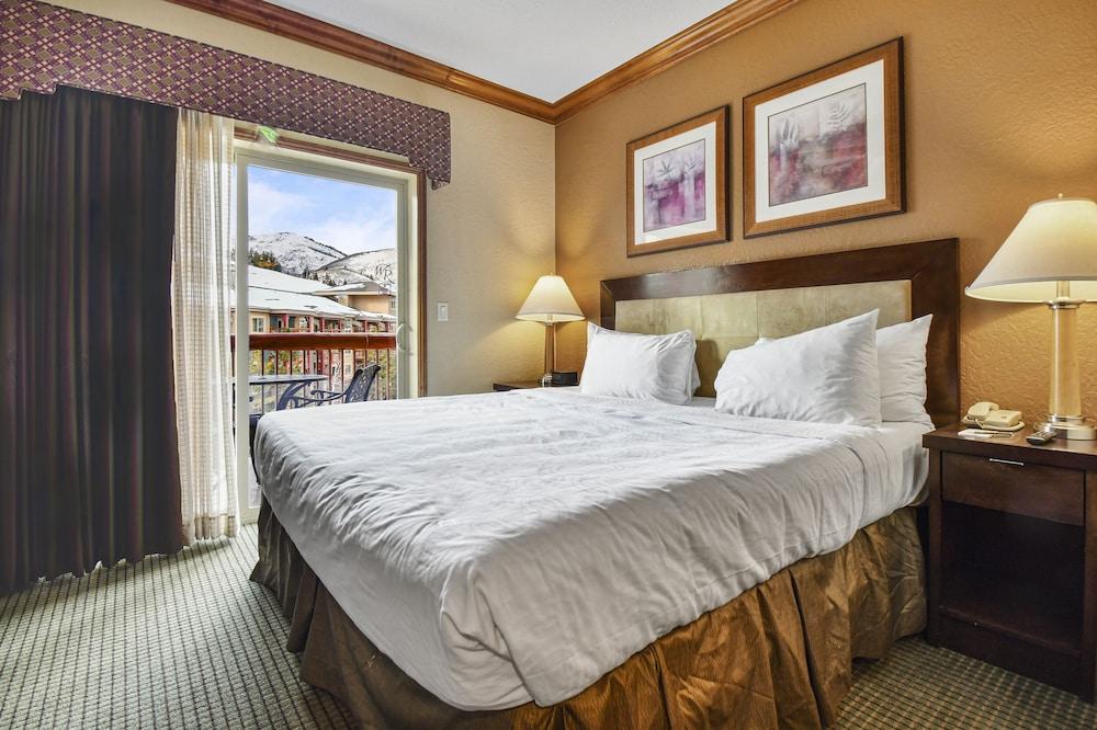 Westgate by Canyons Village Rentals photo 22