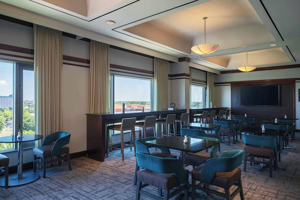 Renaissance Concourse Atlanta Airport Hotel photo 29