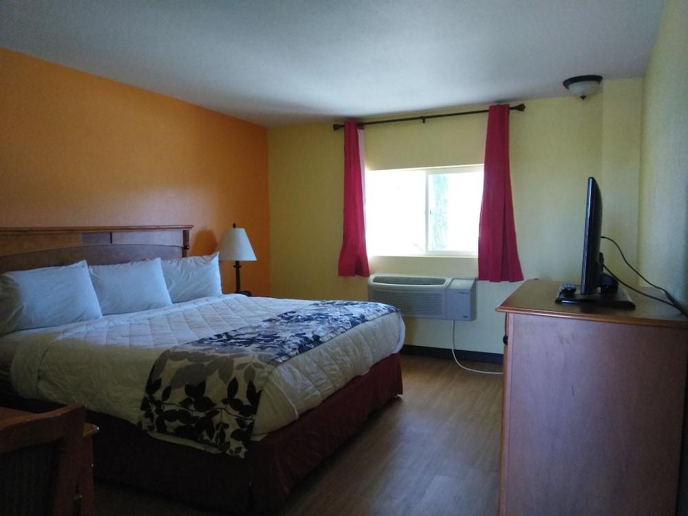 Extend a Suites & RV Park photo 14