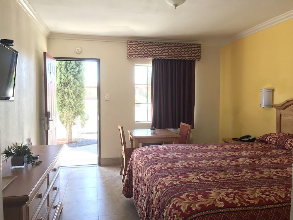 El Rancho Dolores Motel at Joshua Tree National Park photo 6