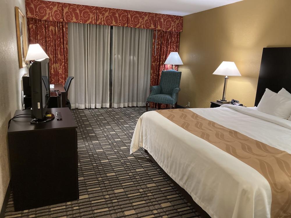 Quality Inn Somerset photo 11