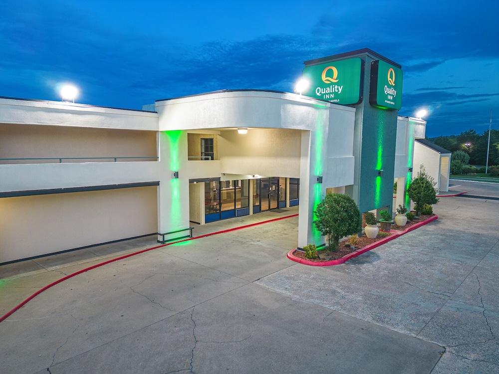 Quality Inn photo 50