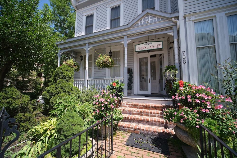 The Inn on Negley photo 1