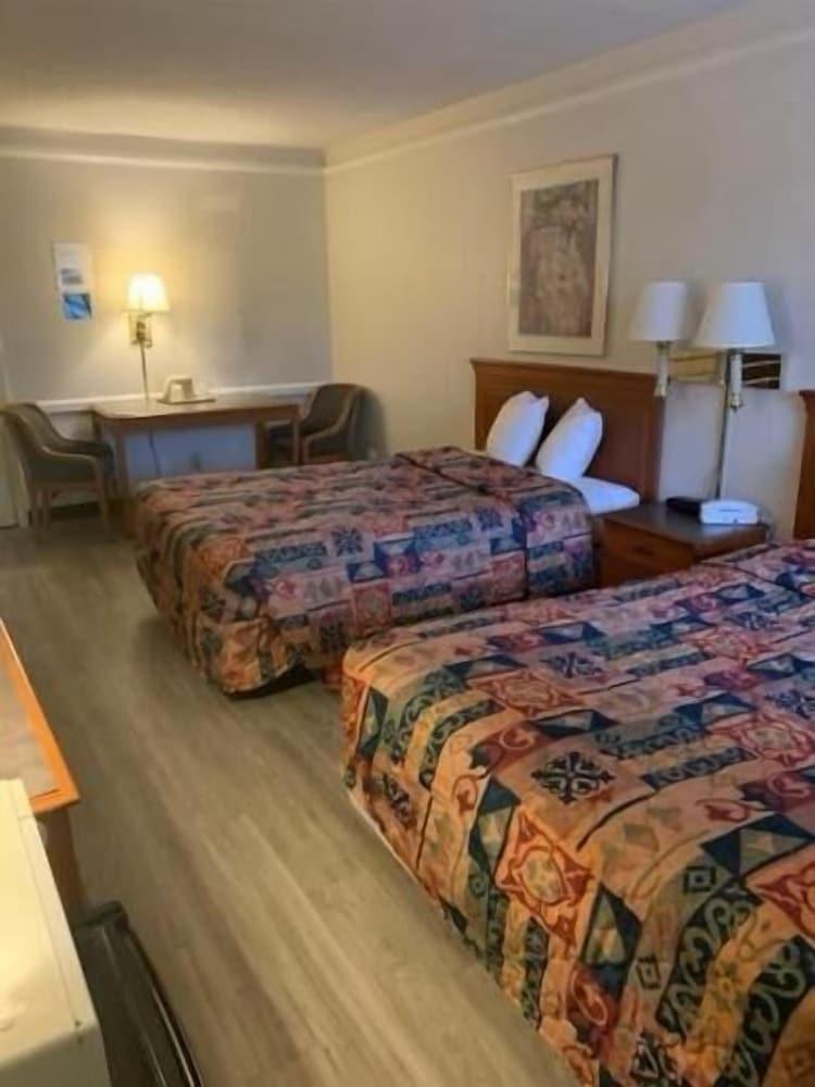 Horizon Inn & Suites photo 15