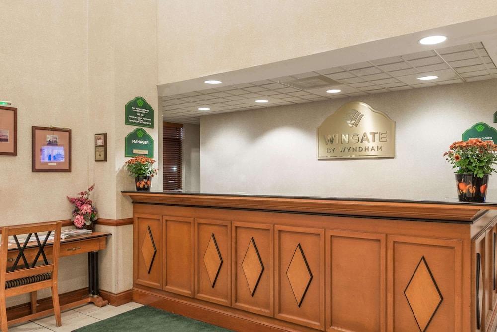 Wingate by Wyndham Indianapolis Airport-Rockville Rd. photo 2