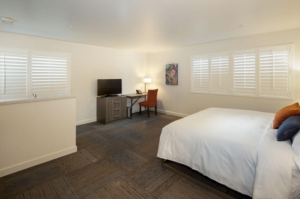 Inn At Moss Landing Point photo 27