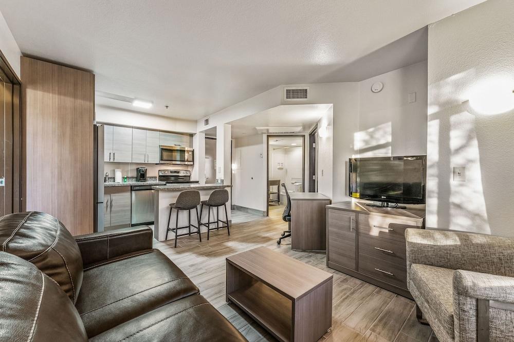 Metro Chandler Extended Stay photo 20